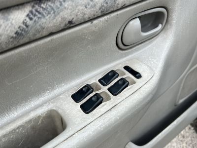 MAZDA DEMIO 1.3i GLX Comfort klíma. szervokormány. elektromos tükrök. 2027.11-ig műszaki