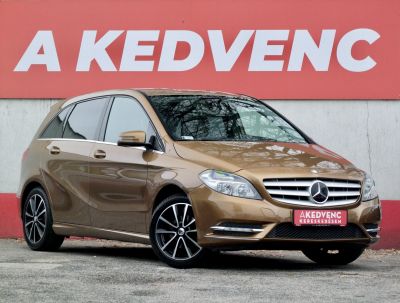 MERCEDES-BENZ B 180 CDI BlueEFFICIENCY (Automata) Tempomat Navi Ülésfűtés Bőr PDC Vonóhorog