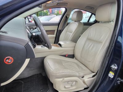 JAGUAR XF 2.7 D Premium Luxury (Automata) Mélyen ár alatt!