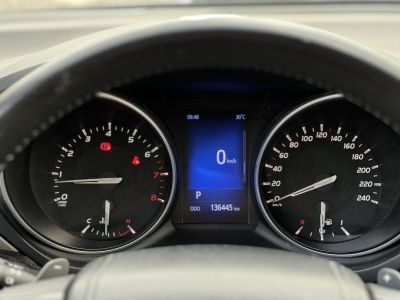 TOYOTA AVENSIS Touring Sports 2.0 D-4D Executive Magyarországi. Gyári fényezés. Végig vezetett szervizkönyv!