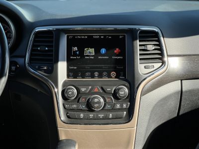 JEEP GRAND CHEROKEE 3.0 V6 CRD Laredo (Automata) 4X4. felező váltó. digitális klíma. tetőcsomagtartó