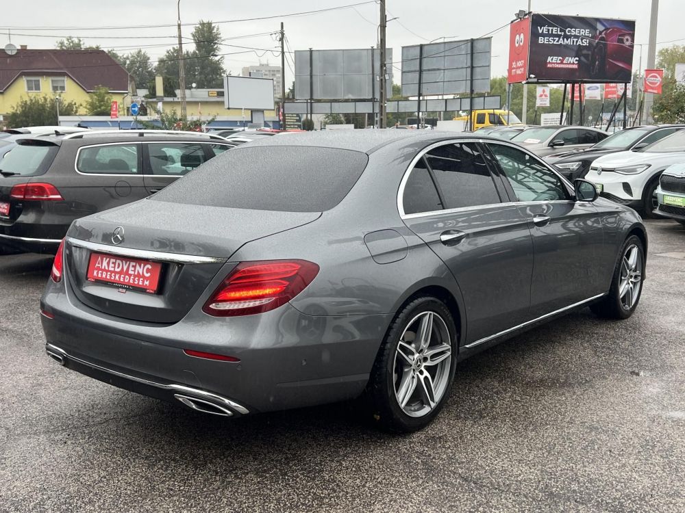 MERCEDES-BENZ E 220 d 9G-TRONIC 134e km. MAGYARORSZÁGI/WIDESCREEN/LED/KAMERA/CARPLAY!