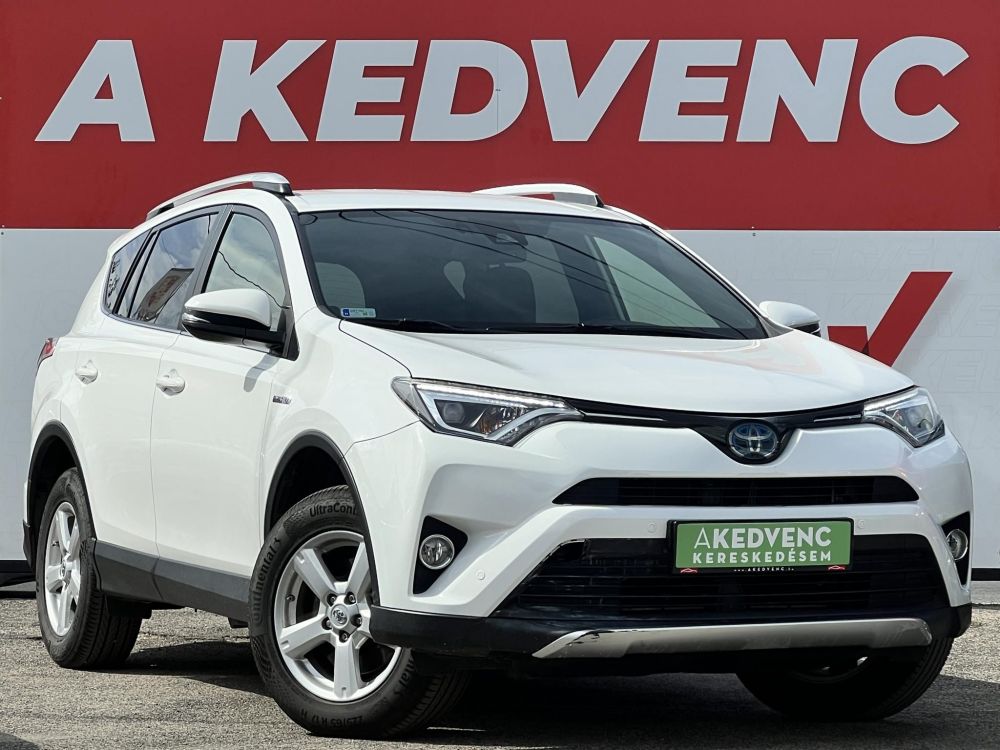 TOYOTA RAV 4