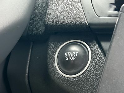 RENAULT LAGUNA 2.0 dCi Dynamique DPF (Automata) Klíma Tempomat Bluetooth Navi!