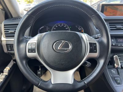 LEXUS CT 200h Executive (Automata) Mark Levinson Navi Tempomat Bőr Ülésfűtés Memória Kamera Bluetooth