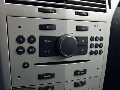 OPEL ASTRA H 1.6 Enjoy 161e km. Magyarországi. Klíma. Váltózár. 2 gyári kulcs!