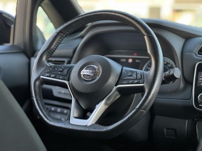 NISSAN LEAF N-Connecta 40kWh (Automata) 60e km. 270km hatótáv. keyless. 360 kamera. első-hátsó ülésfűtés. téli-nyári!