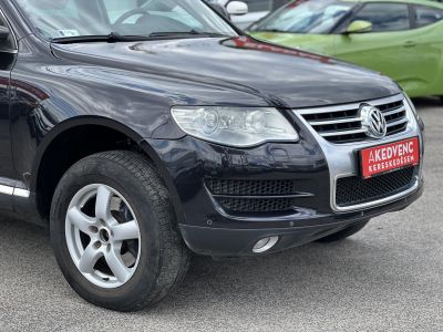 VOLKSWAGEN TOUAREG 3.0 V6 TDI Tiptronic ic Exkluzív bőrbelső Nem légrugós Gyári 3.5T horog Friss vizsga!