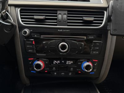 AUDI A4 2.0 TDI multitronic Magyarországi Napfénytető Xenon Üléshűtés PDC Téli-nyári kerék!