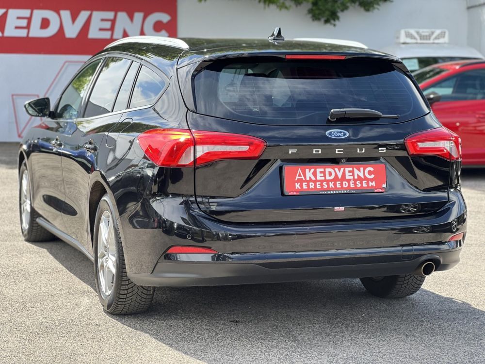 FORD FOCUS 1.0 EcoBoost Trend Magyarországi. Márkaszervizelt!