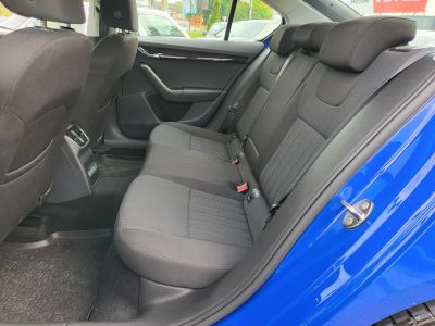 SKODA OCTAVIA 1.5 TSI ACT Style 96e km. M.o.-i. 1.tul. Digitklíma Távtartó Tempomat Ülésfűtés Bluetooth