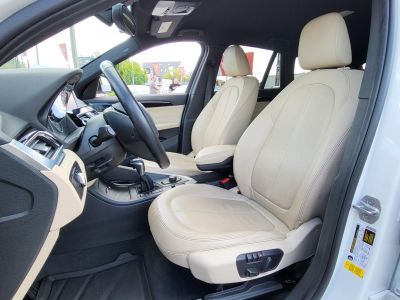 BMW X1 sDrive28i (Automata) 56e km. vaj bőrbelső. memória. kamera