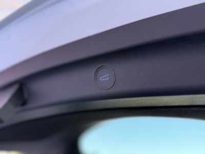 TESLA MODEL Y Long Range AWD (Automata) 72e km. AMD Ryzen. hőszivattyú. mátrix LED. garanciális!