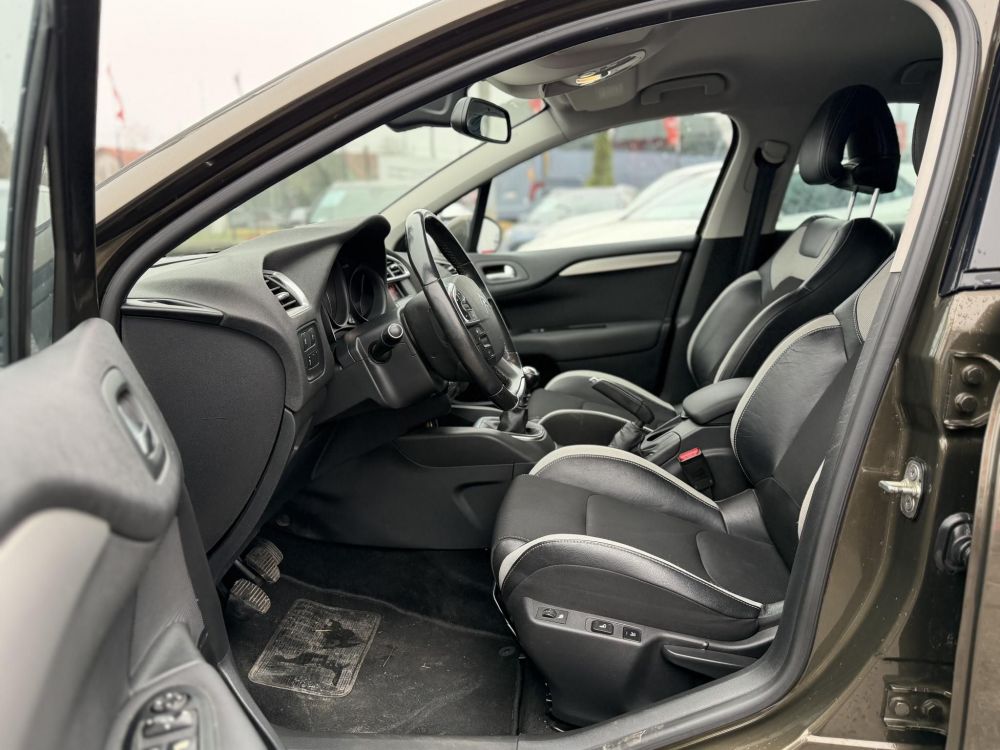 CITROEN C4 1.6 e-HDi Exclusive Masszázs ülés. Kitűnő állapot. Friss műszaki vizsga. Téli-nyári gumi!