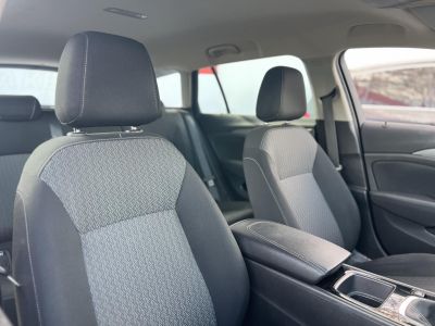 OPEL INSIGNIA Sports Tourer 1.5 Edition Start Stop M.o.-i. sérülésmentes. 4 évszakos gumik. CARPLAY!