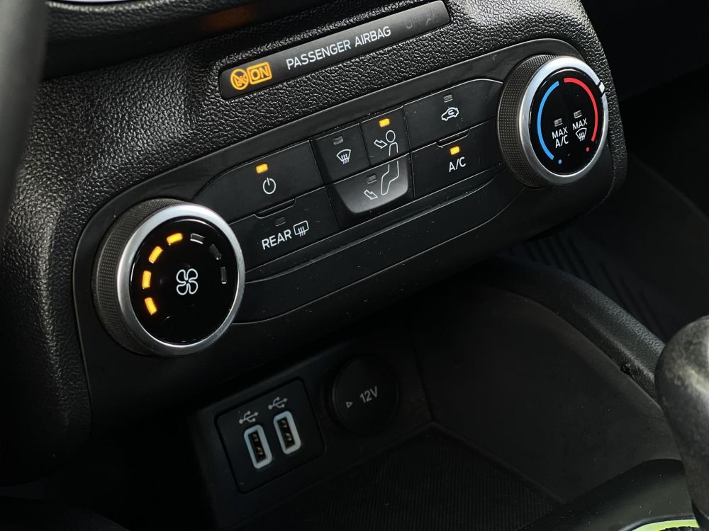 FORD FOCUS 1.0 EcoBoost Trend Magyarországi. Márkaszervizelt!