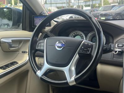 VOLVO XC60 2.4 D [D3] Kinetic Geartronic Klíma Tempomat világos bőr belső!LEGJOBB ÁRON!