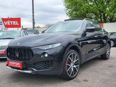 MASERATI LEVANTE 3.0 D V6 (Automata) LED Panorámatető Harman/Kardon Üléshűtés 360kamera 2.7T vonóhorog