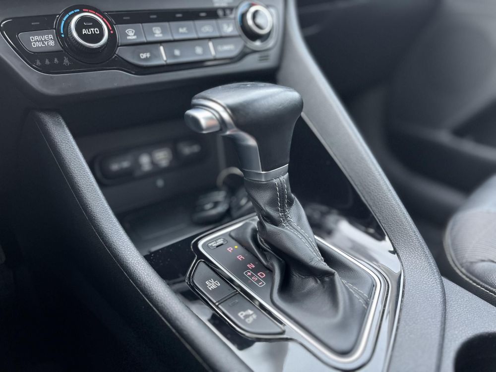 KIA NIRO PHEV 1.6 GDI LX DCT Sávtartó Carplay Tempomat Navi!