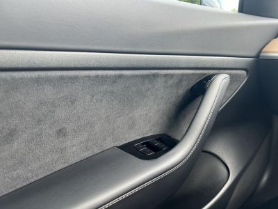 TESLA MODEL 3 Standard Range Plus Aut 114e km. garanciális. premium hifi. GYÖNYÖRŰ állapot!