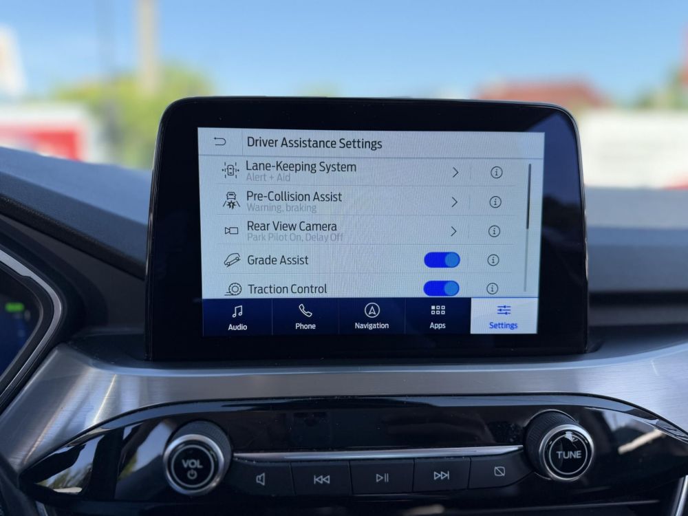 FORD KUGA 2.5 FHEV Titanium CVT 120e km. LED fényszórók. kamera. keyless. sávtartó. navi. CARPLAY!