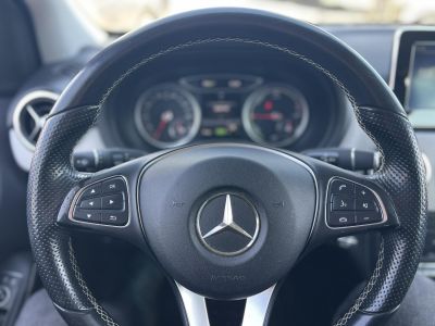 MERCEDES-BENZ B 250 E (Automata) 94e km. téli-nyári gumi. kamera. 2 gyári kulcs!