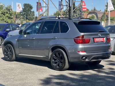 BMW X5 xDrive35i (Automata) Carplay Memóriás ülések Panoráma tető Téli-nyári felnigarnitúrával
