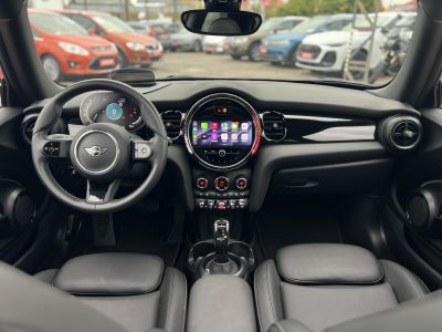 MINI MINI 1.5 Cooper DKG 31e km. panoráma tető. CarPlay