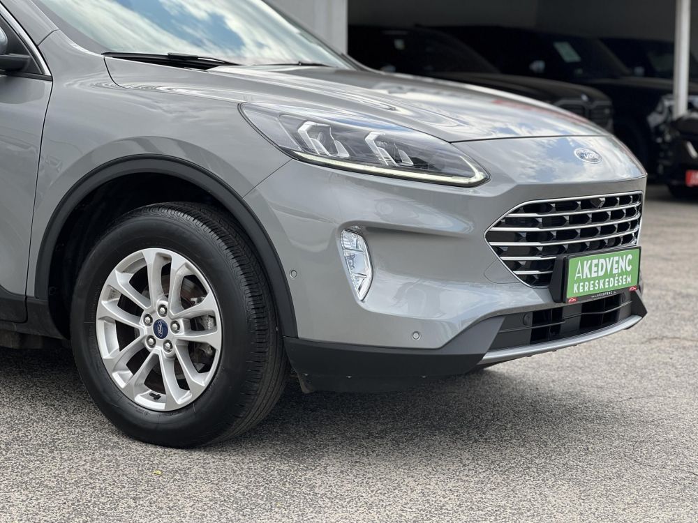FORD KUGA 2.5 PHEV Titanium CVT 37e km. kitűnő állapot!