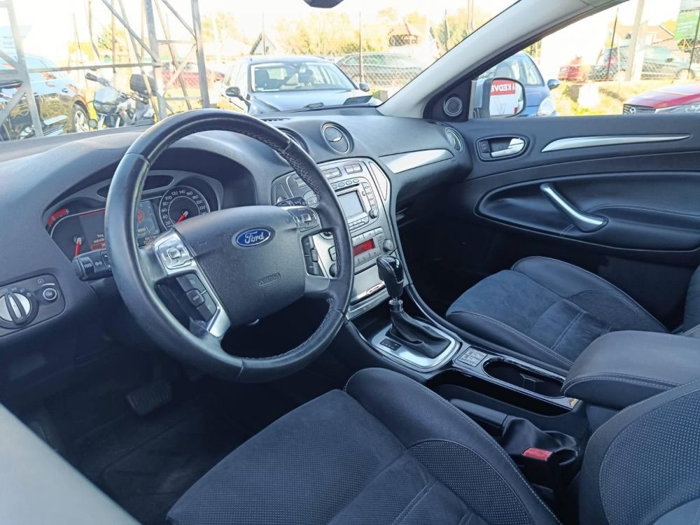 FORD MONDEO 2.0 TDCi Ghia Powershift Klíma Tempomat Bluetooth Garanciális váltó!