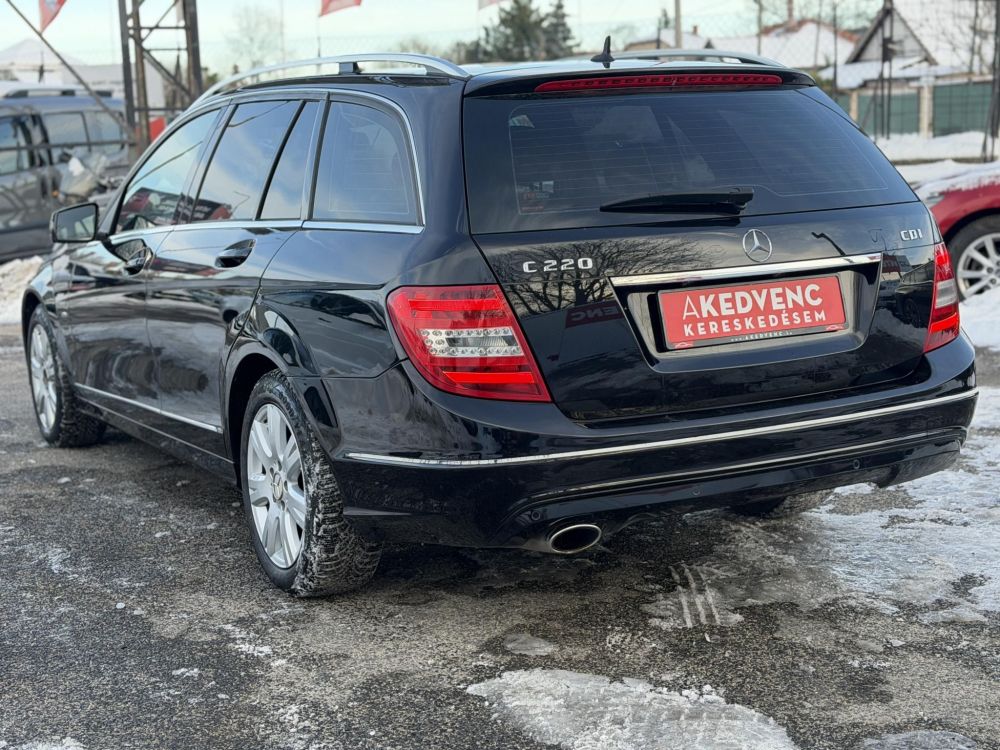 MERCEDES-BENZ C 220 T CDI BlueEFFICIENCY Avantgarde (Automata) Magyarországi Teljes szerviztörténet!