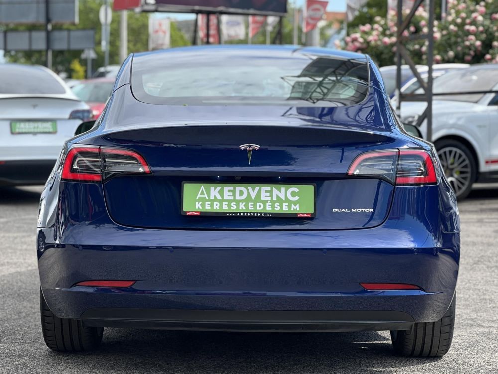 TESLA MODEL 3 Long Range AWD (Automata) 44e km. FEHÉR BELSŐ. mátrix LED. hőszivattyú. garanciális!