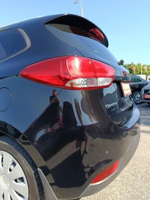 KIA CARENS 1.7 CRDI HP EX Limited DCT Magyar. 163e km. Tolatóradar digit klíma Bluetooth Ajándék olajcsere!
