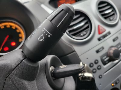 OPEL CORSA D 1.2 Color Edition M.o.-i. Klíma Tempomat Bluetooth 102e km! Téli-nyári garnitúra!