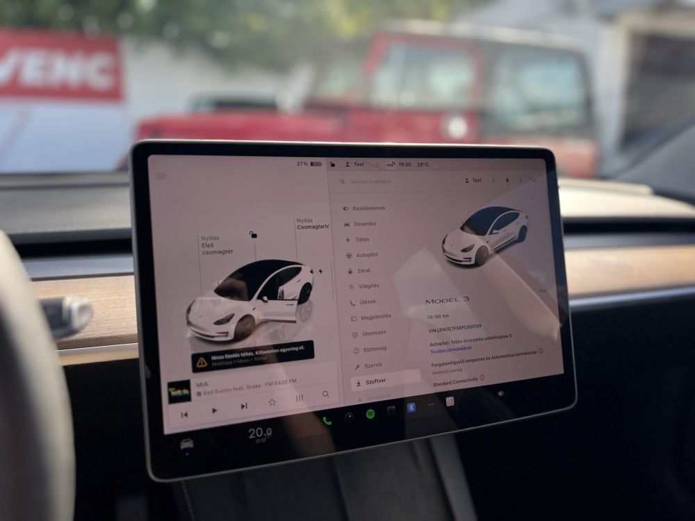 TESLA MODEL 3 RWD (Automata) 37e km. AMD Ryzen. hőszivattyú. LFP akku. garanciális!