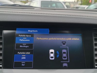 OPEL INSIGNIA Sports Tourer 2.0 CDTI Innovation Start Stop (Automata) LED Holttér Sávtartó Navi Carplay Ülésfűtés Kamera Vonóhorog