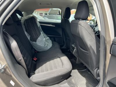 FORD MONDEO 2.0 EcoBlue Business (Automata) Magyarországi Navigáció Ülésfűtés Bluetooth Szervizelt! Téli-nyári gumi!