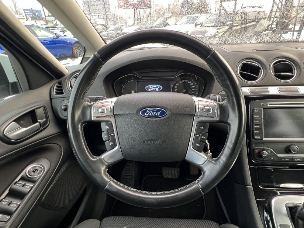 FORD S-MAX 2.0 TDCi Business Powershift Klíma Tempomat Bluetooth Navi!