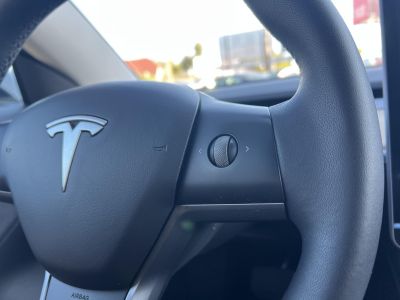 TESLA MODEL 3 Standard Range Plus Aut 96e km. mátrix LED. hőszivattyú. prémium hifi. garanciális!