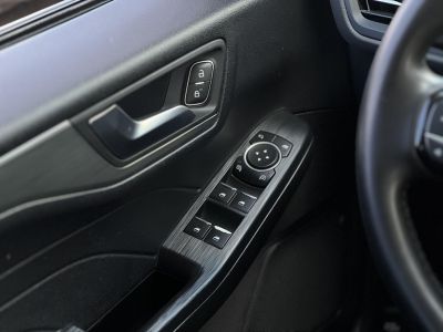 FORD KUGA 2.5 PHEV Titanium CVT