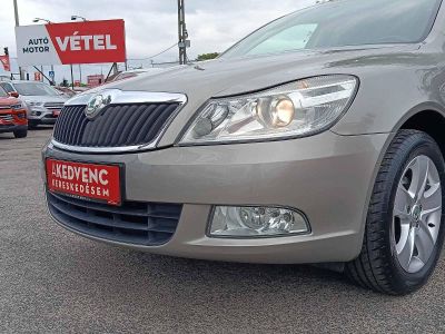 SKODA OCTAVIA Combi 1.6 CR TDI Classic DPF 195e km. M.o.-i. 2.tul. Klíma Tempomat Téli-nyári garnitúra!