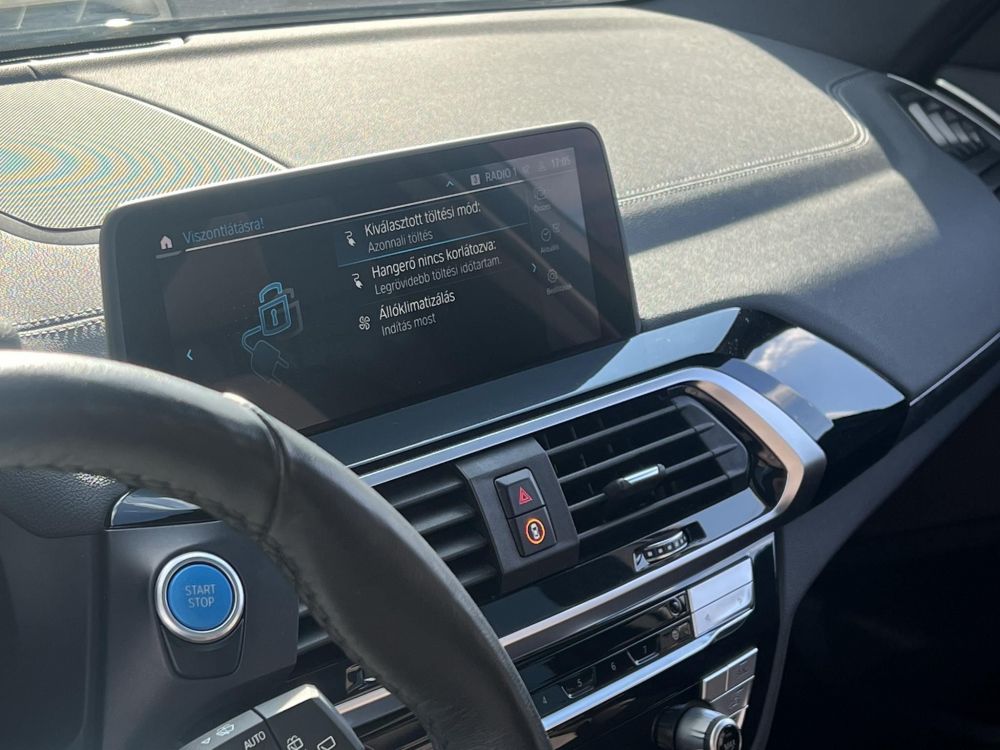 BMW IX3 73,9kWh Exkluzív konyak bőr Virtual Cockpit Panoráma tető Carplay!