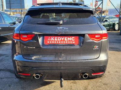 JAGUAR F-PACE 3.0 TDV6 First Edition AWD (Automata) LED Távtartó Holttér HUD Panoráma Meridian Barna bőr Vonóhorog!