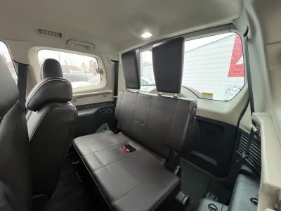 MITSUBISHI PAJERO 3.2 DI-D Instyle Navi (Automata) Xenon Bőr belső 7 személyes Tempomat Bluetooth Navi