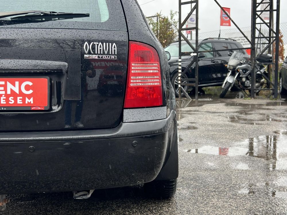 SKODA OCTAVIA Combi 1.6 Classic Klíma Vonóhororg City szervó!
