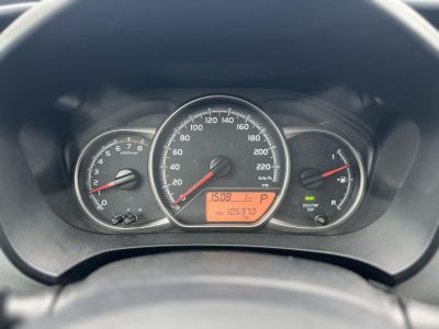 TOYOTA YARIS 1.33 Active CVT