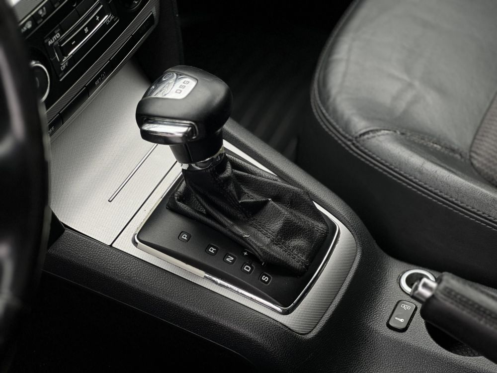 SKODA OCTAVIA Combi 2.0 TDI Ambiente DSG Tempomat Ülésfűtés Bluetooth Navigáció!