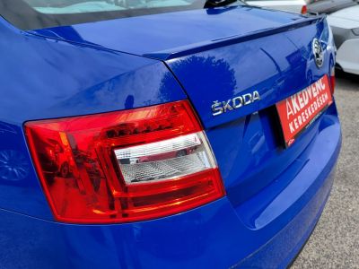 SKODA OCTAVIA 1.5 TSI ACT Style 96e km. M.o.-i. 1.tul. Digitklíma Távtartó Tempomat Ülésfűtés Bluetooth