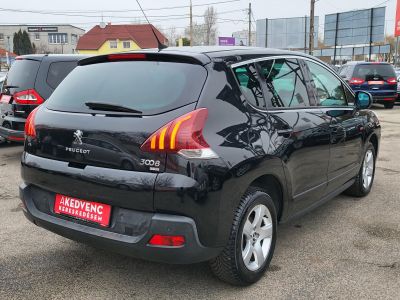 PEUGEOT 3008 1.6 e-HDi Active 2TR Automata Tempomat Digitklíma Navi Tolatóradar Bluetooth