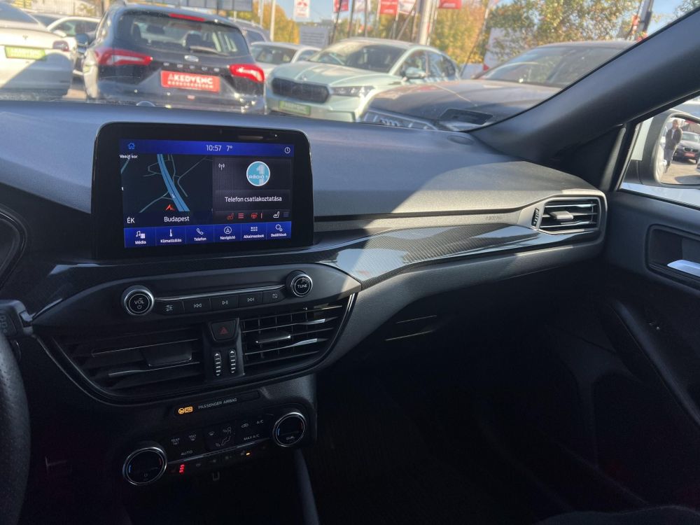 FORD FOCUS 2.3 EcoBoost ST Frissen szervizelt. RECARO. Carplay